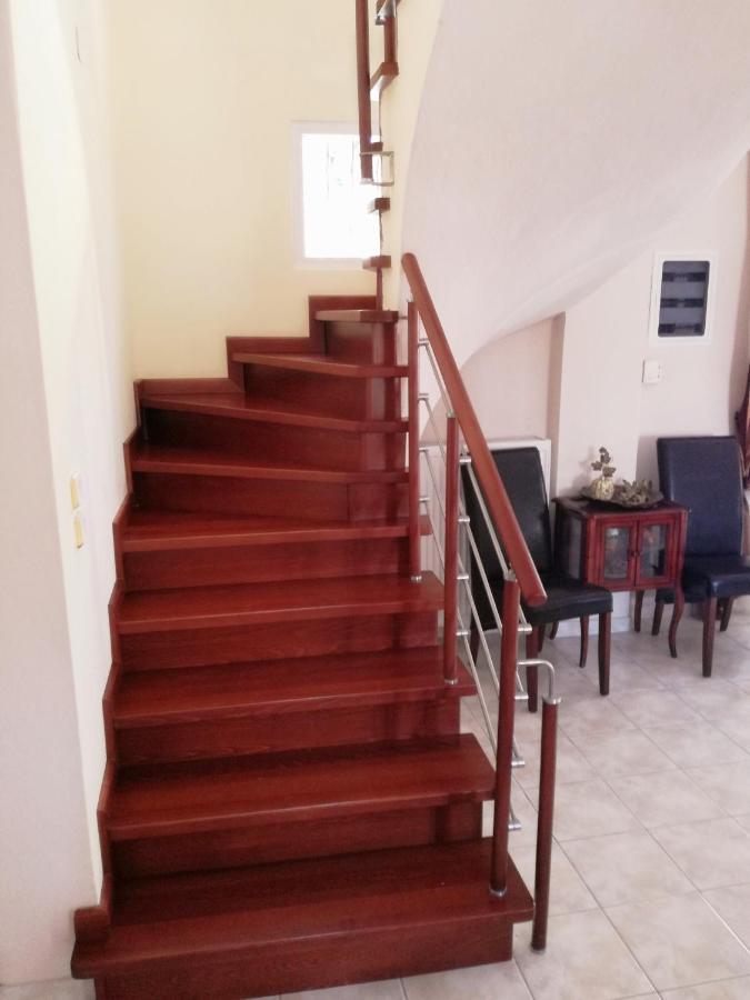 Valia Seaside Villa *