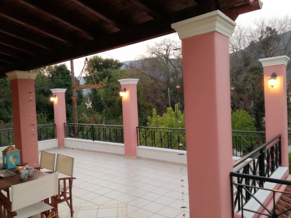 Valia Seaside Villa *