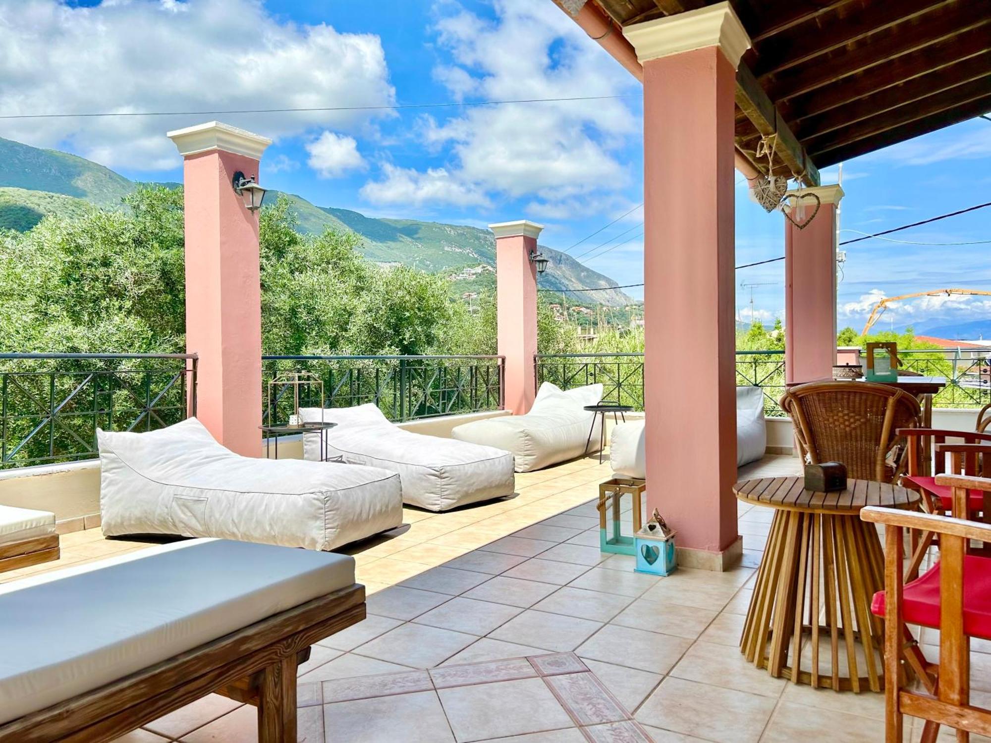 Valia Seaside Villa Ipsos