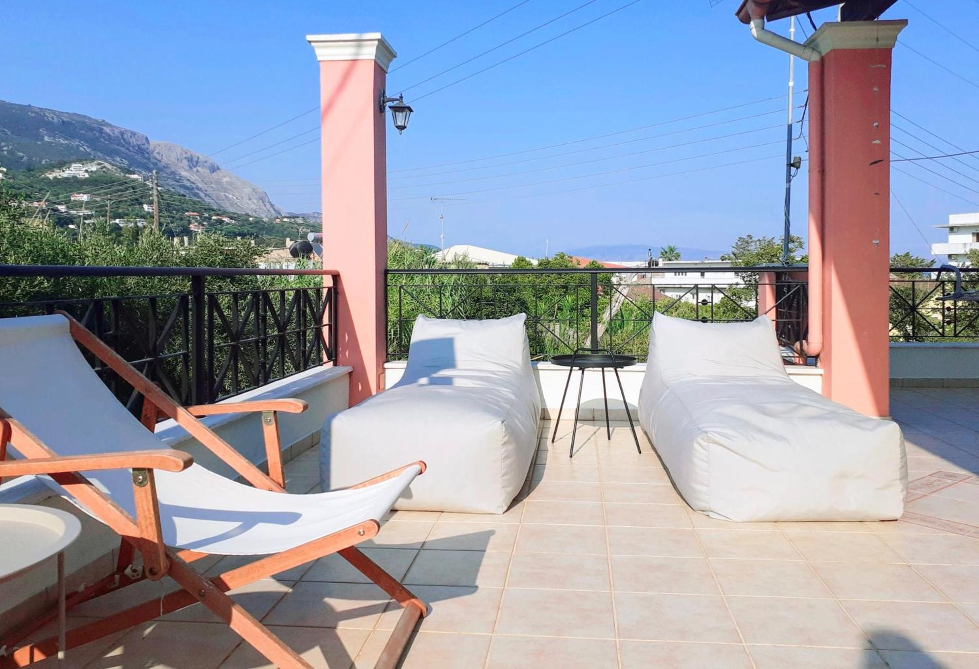 Valia Seaside